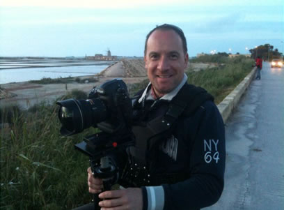 Davide Vasta al Workshop Fotografico Gente Terra e Santi, con una Nikon D3S montata su SteadyCam